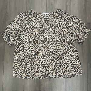 Plus size cheetah print vneck short ruffle sleeve top size xxl